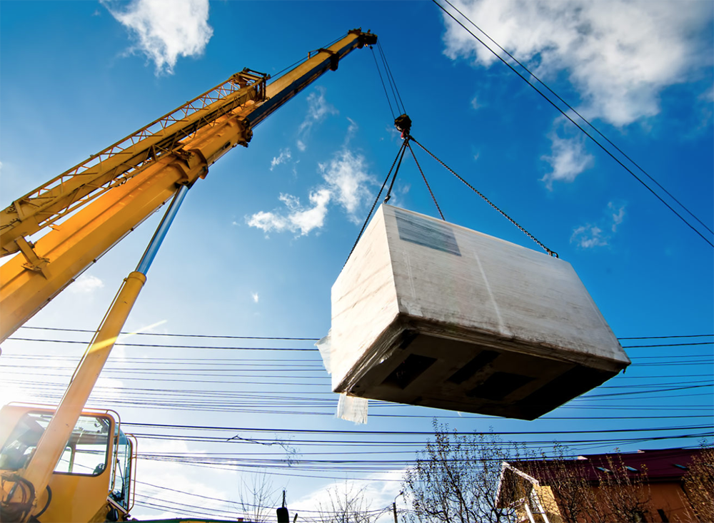 Içamento de cargas pesadas com guindastes